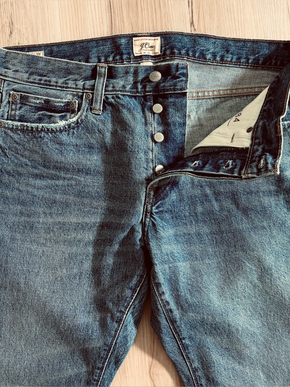 J Crew 34/32 Button Fly Slim Fit 484 Denim in Broken In Wash